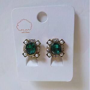 Vintage Green Clip Earrings Faux Crystal Stone and Pearls Classic Fashion